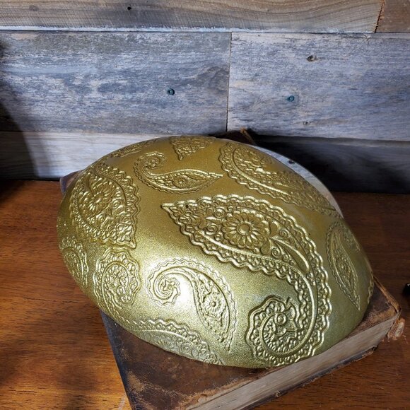 Large Red Pomegranate Paisley Oval Bowl Red Guilded Gold - 12 x 9" - Picture 4 of 7